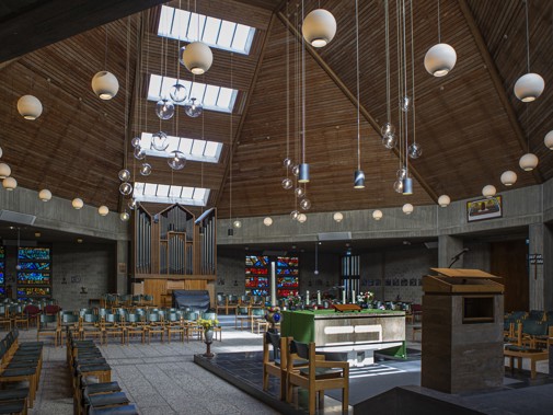 Oorlogsmonumentkerk Vrede en Verzoening in Rotterdam (Foto: Floris Scheplitz / Erfgoedhuis Zuid-Holland)