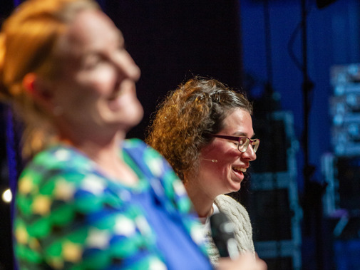 Marianne Eekhout en Marielle Hendriks tijdens de Erfgoeddag 2021 (foto: Floris Scheplitz)