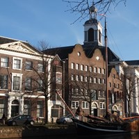 Het Jenevermuseum in Schiedam van buiten, locatie van deze bijeenkomst